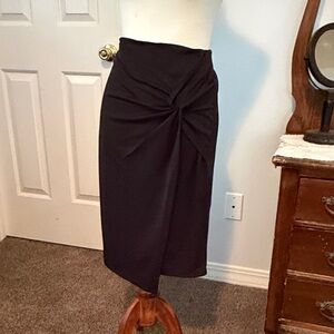 Chic Black Midi Skirt for Women